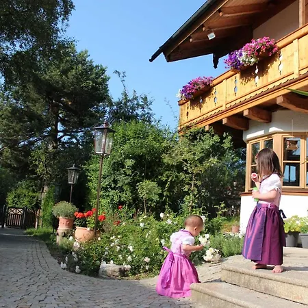 Appartementhaus Schirsner - Direkt Am & Am Kurpark Apartmán